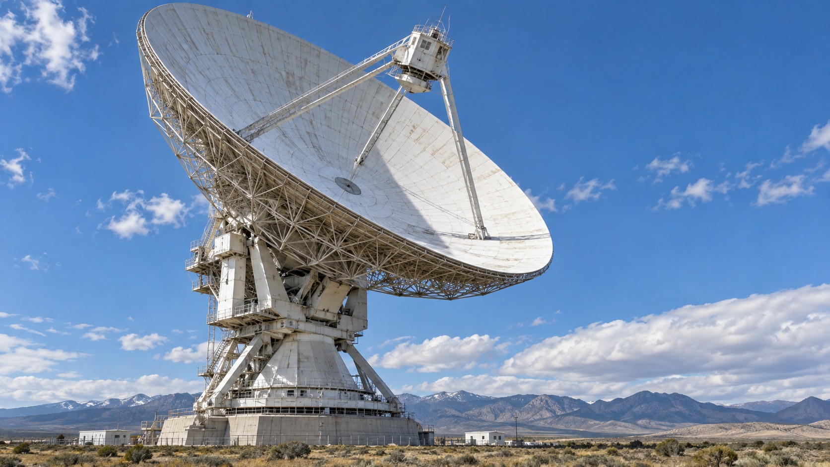 Come funzionano i radiotelescopi: ascoltare l'universo invece di guardarlo